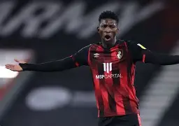 葡超赛程吃紧；比利亚雷亚尔加时末段防线松动；态度坚定；球探报告显示潜力